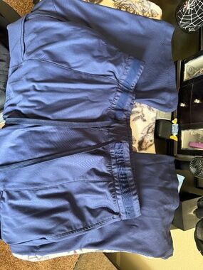 Cherokee form scrub pant